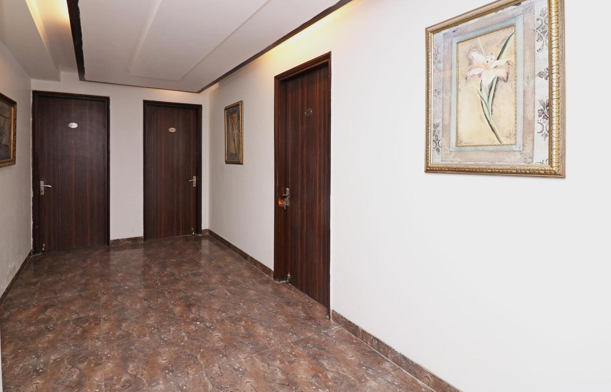Wonderland Inn Near Aravali Biodiversity Park Гургаон Экстерьер фото