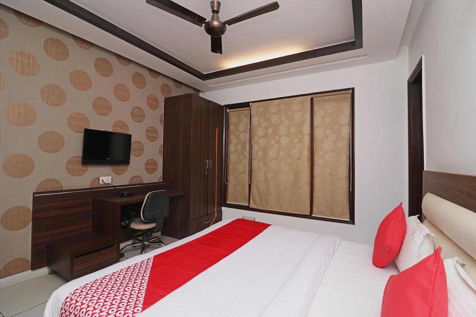 Wonderland Inn Near Aravali Biodiversity Park Гургаон Экстерьер фото